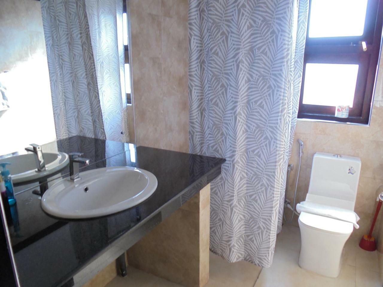 נגומבו Jmf Hotel מראה חיצוני תמונה